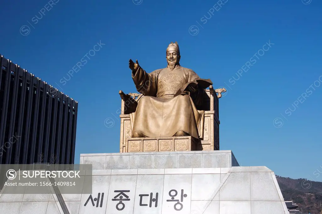 Korea , Seoul City, Gwanghwamun Square , Statue of Great King of Sejong (inventor of the Korean Hangul alfabet).