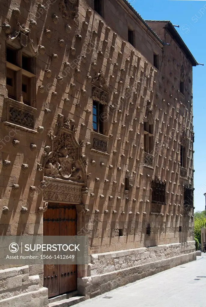 Façade of Casa de las Conchas (15th-16th century) mixing late Gothic and Plateresque style, decorated with more than 300 shells, symbol of the order o...