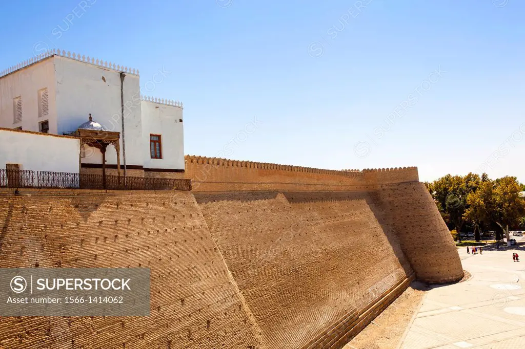 Outer walls and viewing gallery of the Ark Fortress, Registan Square, Bukhara, Uzbekistan.