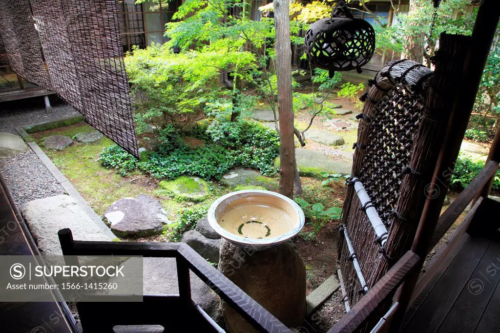 Japan, Hida, Takayama, Kusakabe Heritage House, interior, garden,.