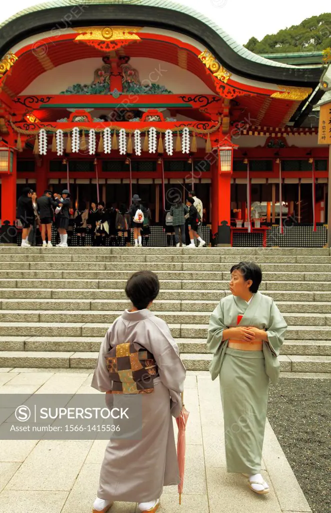 Japan, Kyoto, Fushimi Inari Taisha Shrine, people,.