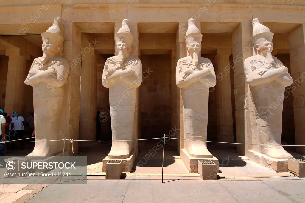 Stone statue of Queen Hatshepsut, Hatshepsut´s temple, the focal point of the complex, Luxor (Thebes), Egypt, Africa.