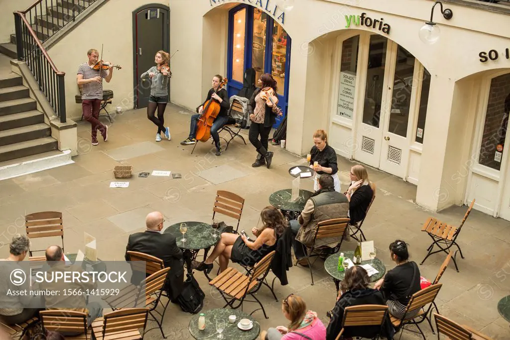 Buskers in Covent Garden,London,England