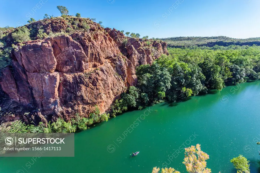 Australia, northwestern Queensland, Upper Gorge Track at Boojamulla (Lawn Hill) National Park, Duwadarri Lookout, view of a prominent cliff face at Mi...
