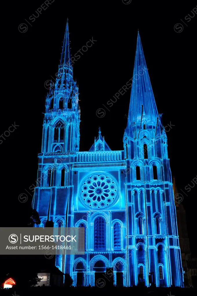 ´Chartres en Lumières´, Lights of Chartres, light show on Chartres cathedral, Chartres, Eure-et-Loir, Centre, France. Lighting designer : Benoît Quero...
