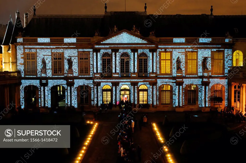 European Night of Museums (Nuit européenne des musées) light show, Archives Nationales, National Archives, Hôtel de Soubise, district Le Marais, Paris...