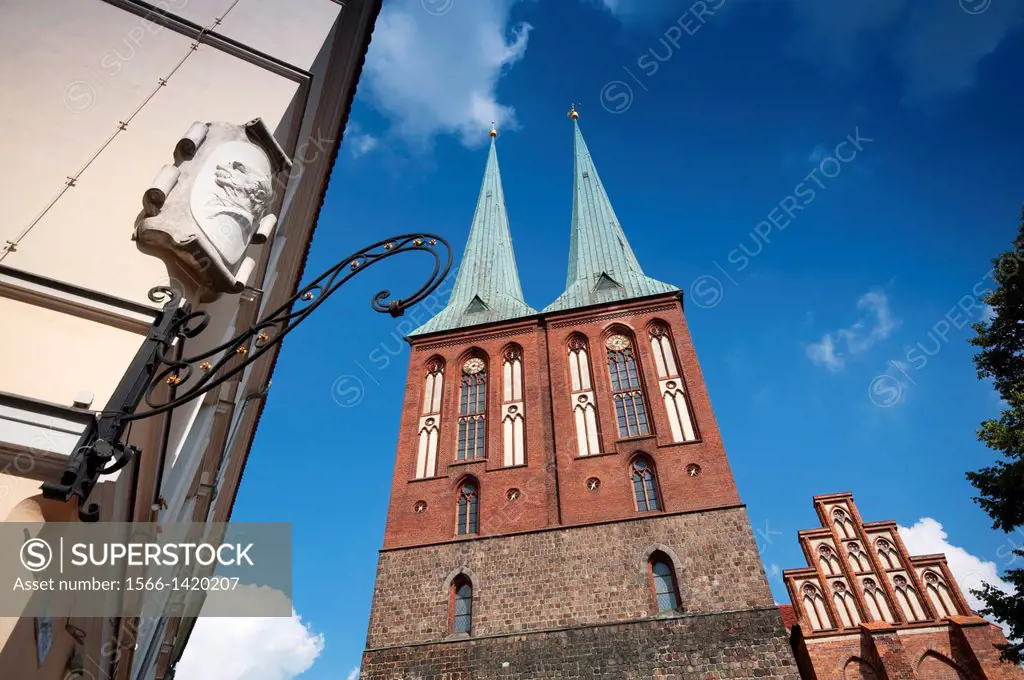 Germany, Berlin, Nikolaiviertel District, Nikolaikirche, Saint Nicholas Church.