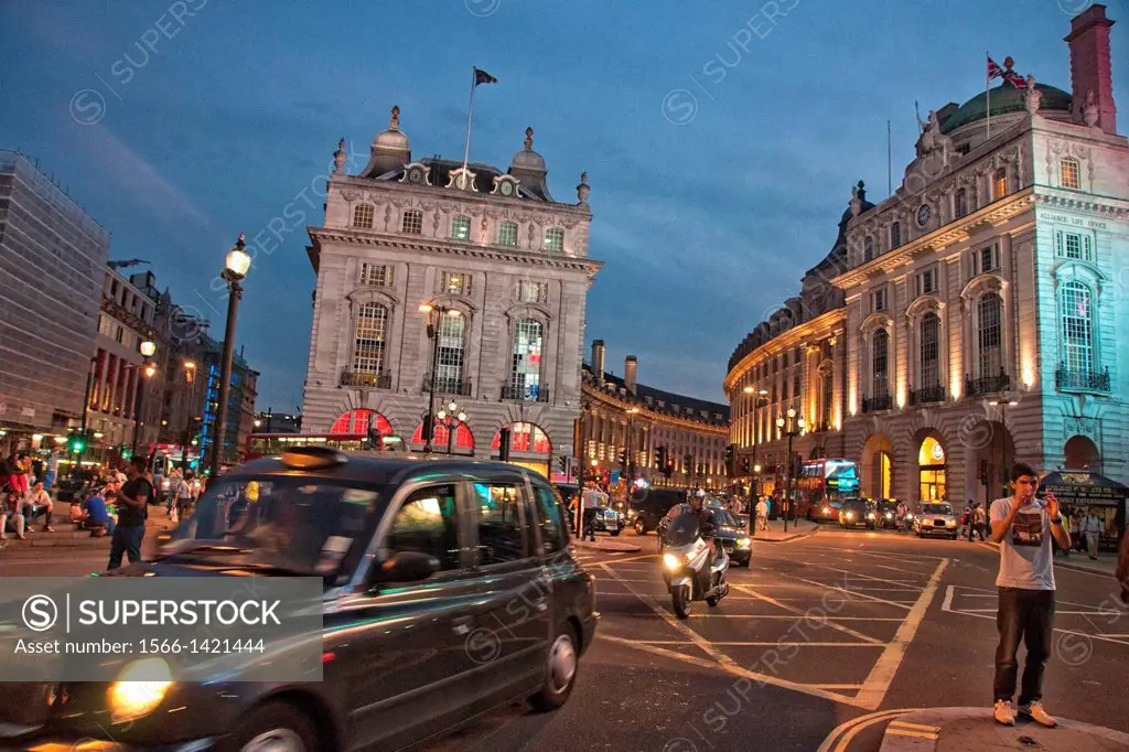 UK, England, London, Piccadilly Circus