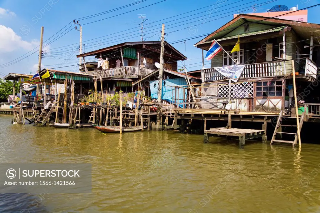 floating houses in bangkok