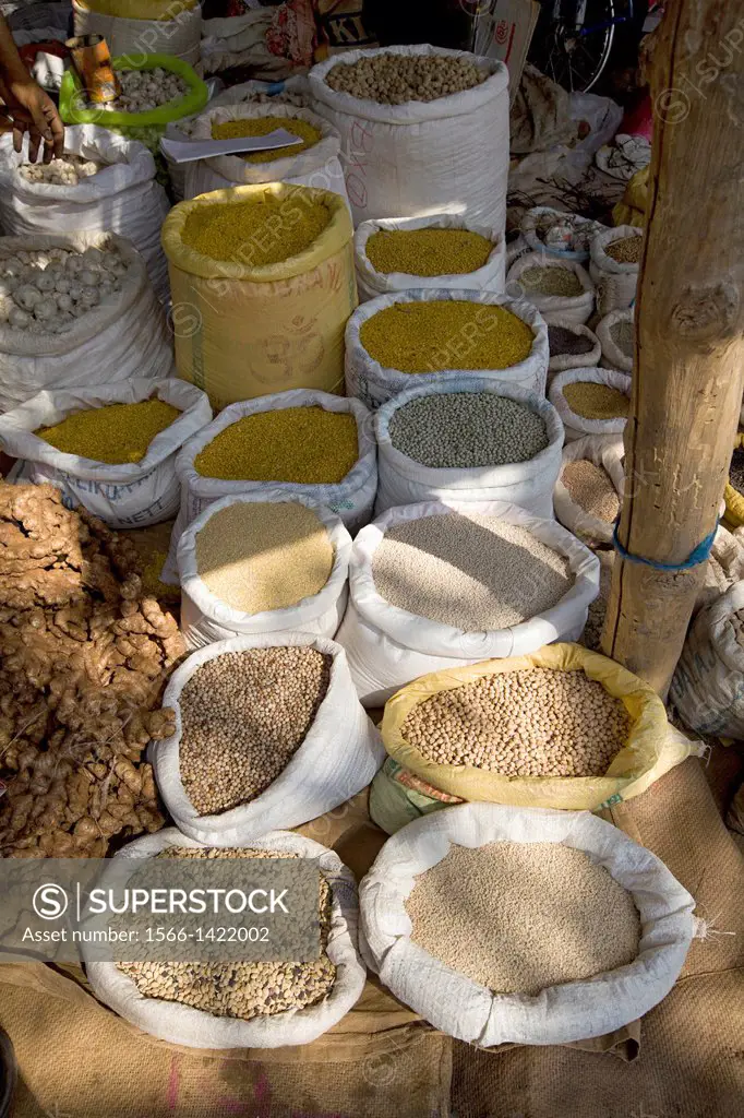 Indian spices for sale in market, Bhuvaneshwar, Odisha, India