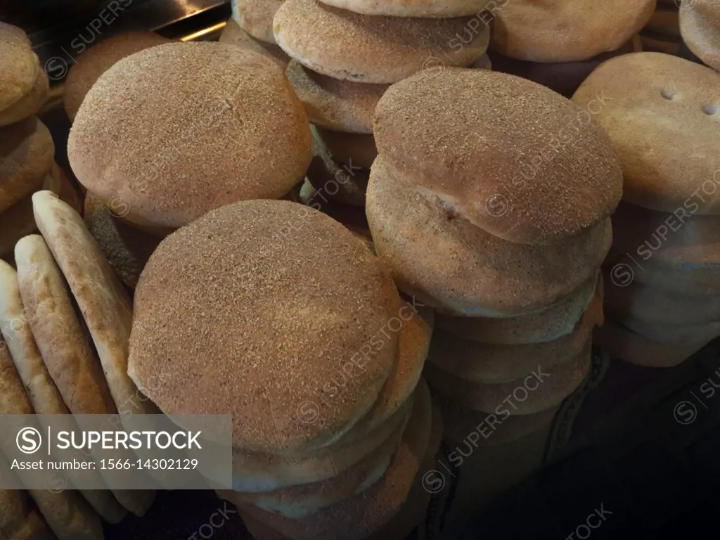 Morocco, Food, ""hjobsa mdououra"", the traditional round bread.