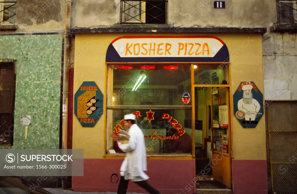 Jewish quarter, rue des Rosiers, Kosher Pizza. Paris. France