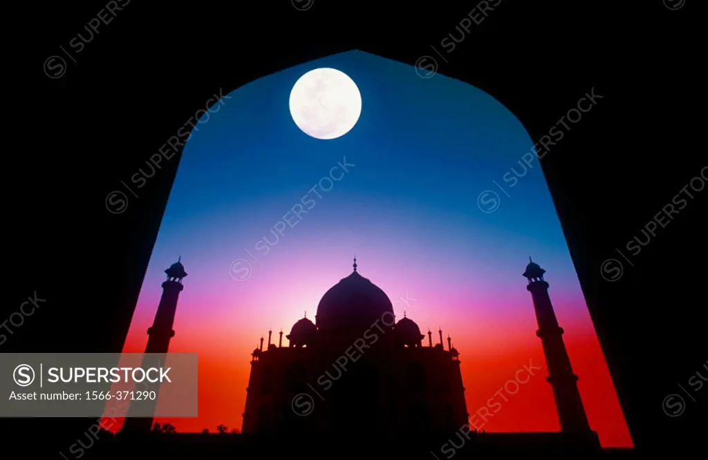 Taj Mahal, Agra. India