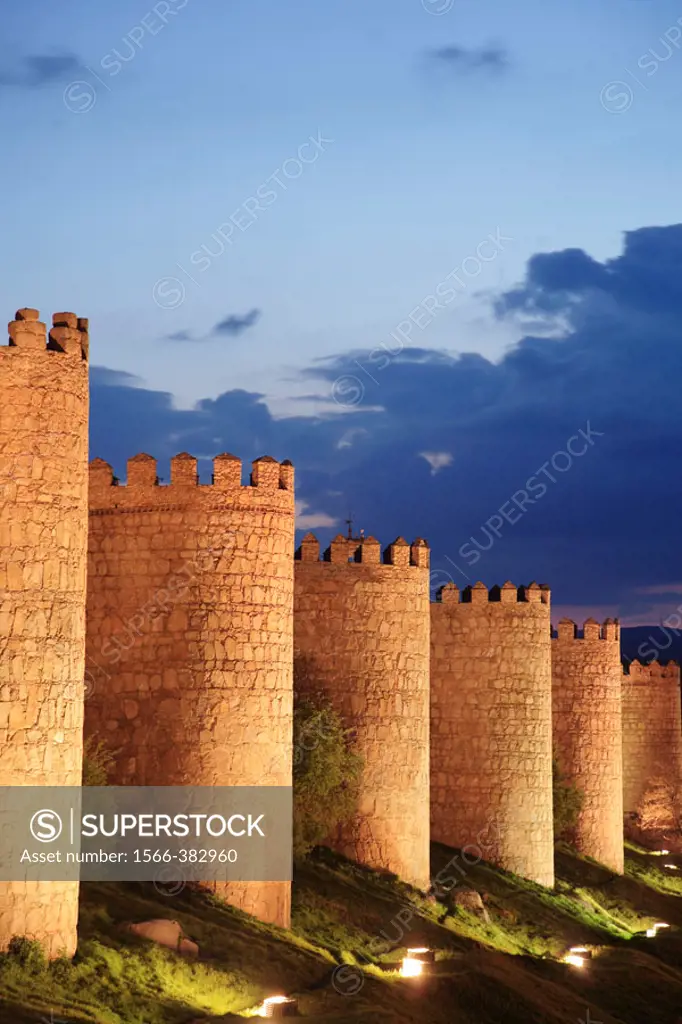 Spain, Castilla Leon, Ávila, fortified city walls
