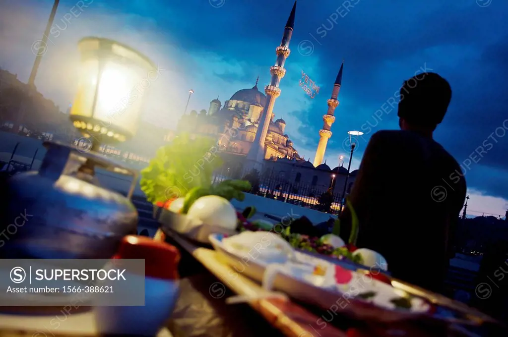 Mosque Yeni Camii. Istanbul. Turkey