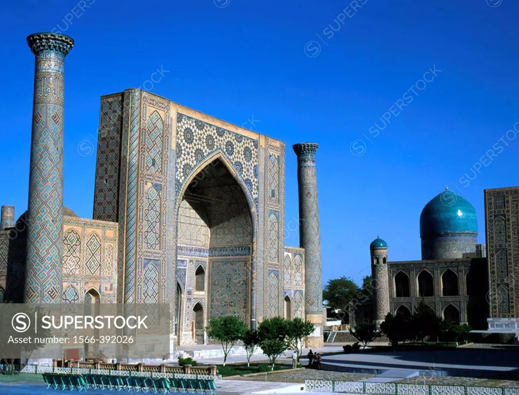 Uzbekistan, Samarkand, Registan, Ulug Beg Medressa