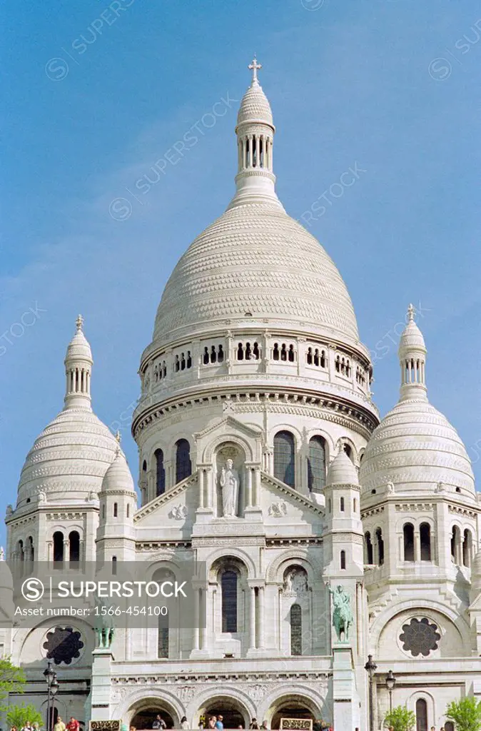 Sacre Coeur basilica, Montmartre, Paris, France