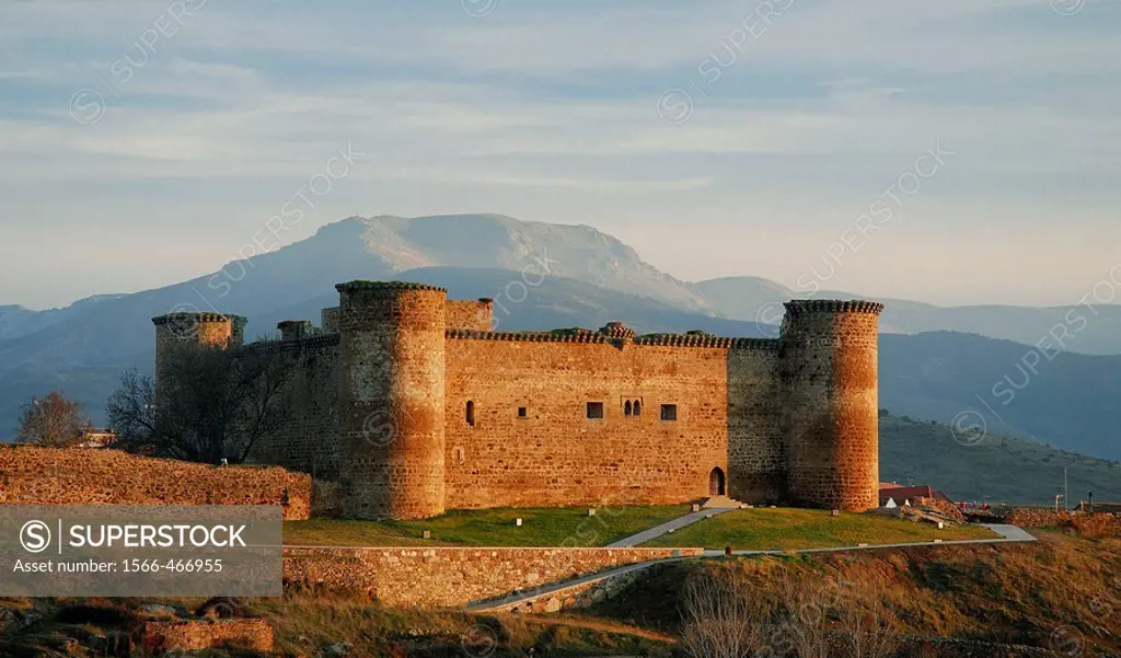 Castillo de Valdecorneja.S.XIV.Barco de Ávila.Ávila.Castilla y León.España