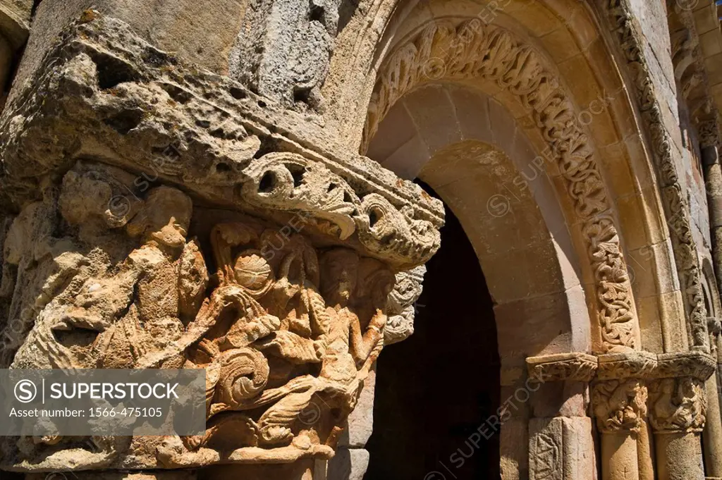 Capitals and columns carved with bas of the romanesque church porticoed of San Juan y Santa Basílica; in Rebolledo de la Torre, in northern Burgos, Ca...