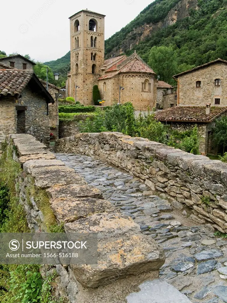 Medieval bridge and church of Sant Cristofol, Beget. Alta Garrotxa, Girona province, Catalonia, Spain
