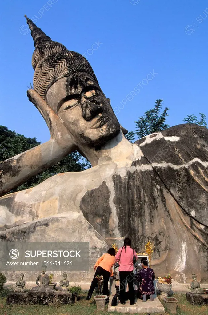 Reclining Buddha, Xieng Khuan (Buddha Park), Vientiane, Laos
