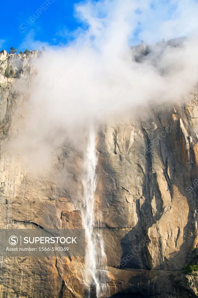 Upper Yosemite Falls from Yosemite Falls Trail, Yosemite National Park, California
