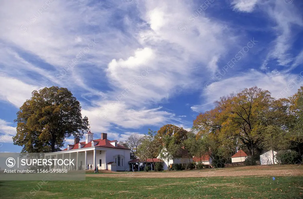 the back view of George Washington;s home at Mount Vernon, Virginia.