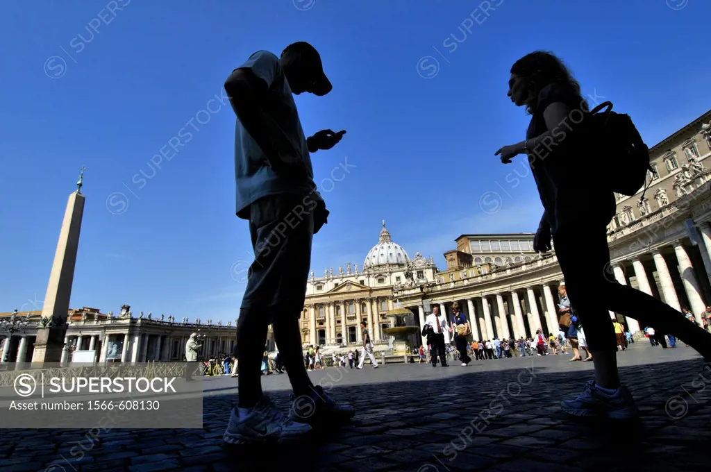 St. Peter´s square and St. Peter´s Basilica. Vatican city. Rome, Italy.