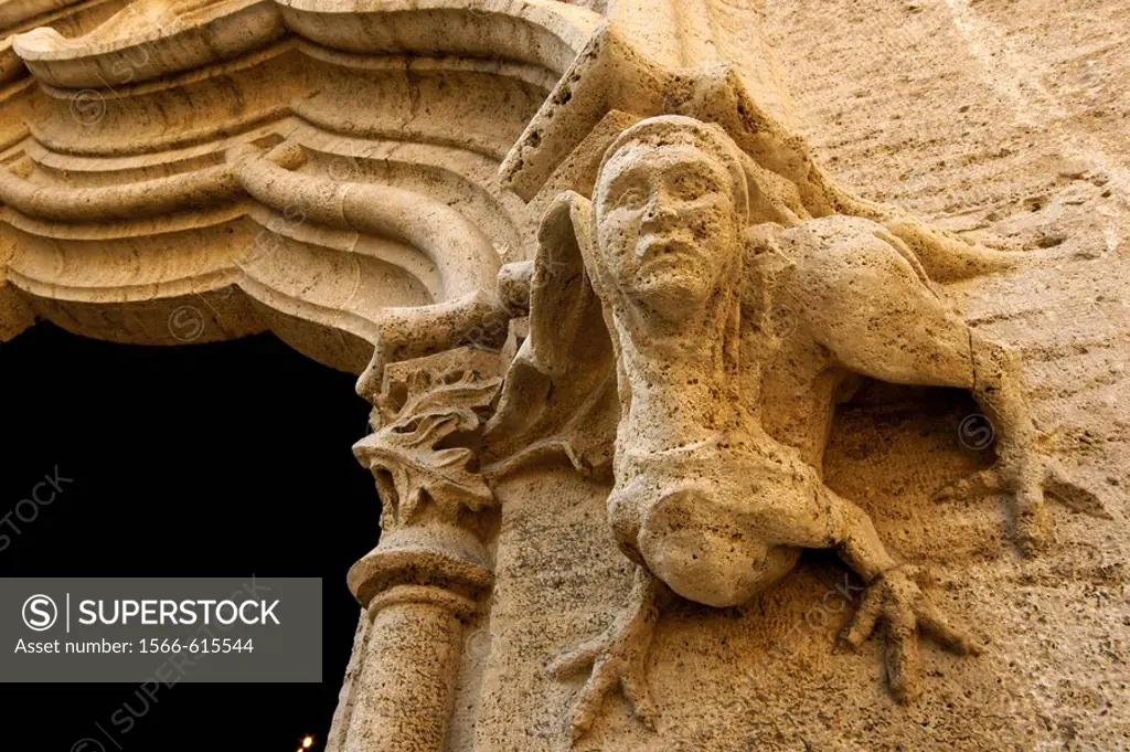 Silk Exchange building (1482-1498) -detail of the courtyard-, Valencia. Comunidad Valenciana, Spain