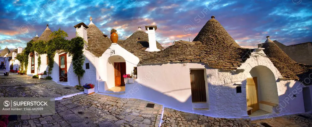 Stone Trulo house with beehive shaped conical roof, traditional Turlli houses of Alberobello, Apulia, Italy