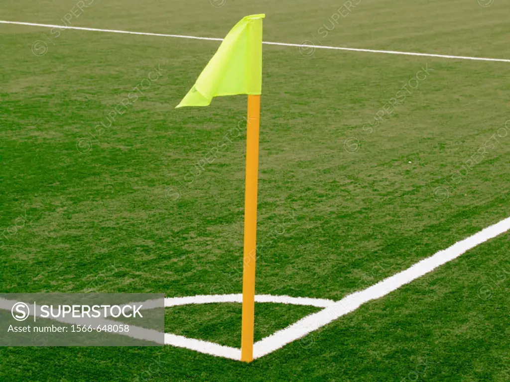 Soccer pitch: corner arc