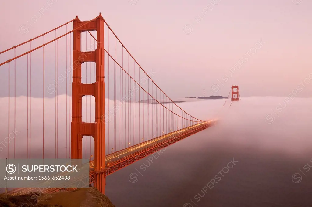 San Francisco, California, Golden Gate Bride from Marin Headlands, USA