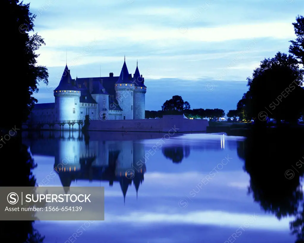 Chateau Sully-sur-loire, Loiret, France.