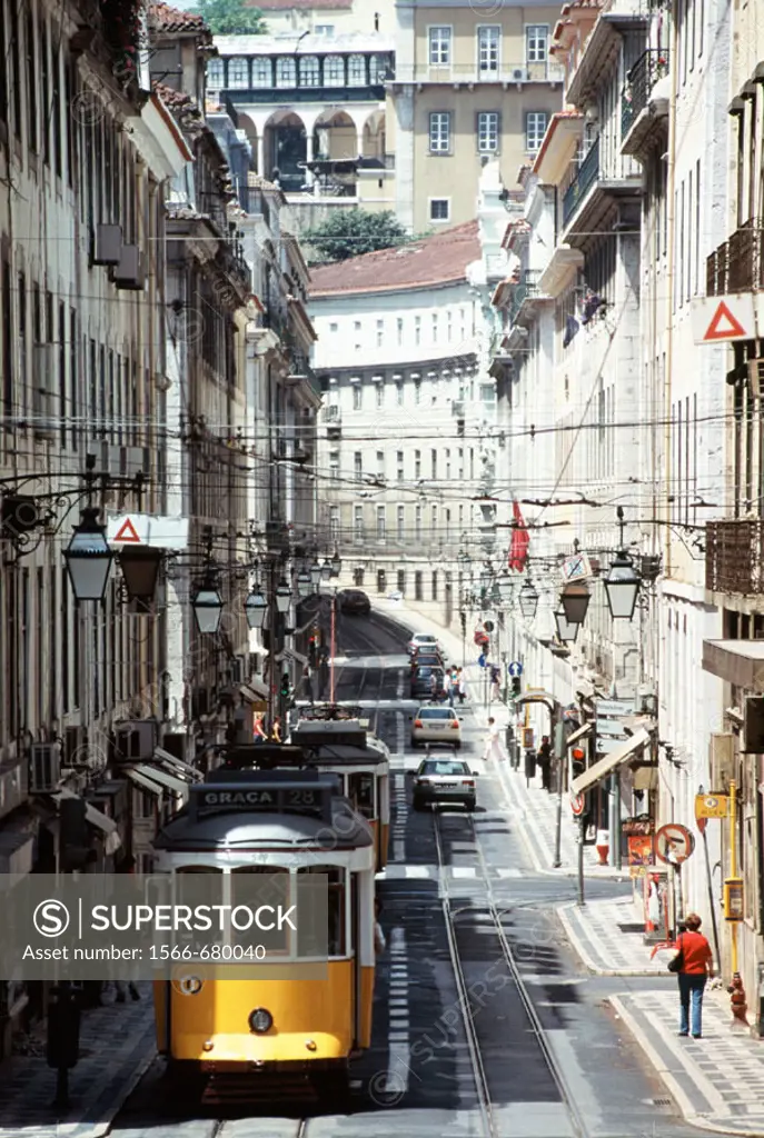 Rua da Conceiçío, Baixa district, Lisbon. Portugal (May, 2005)
