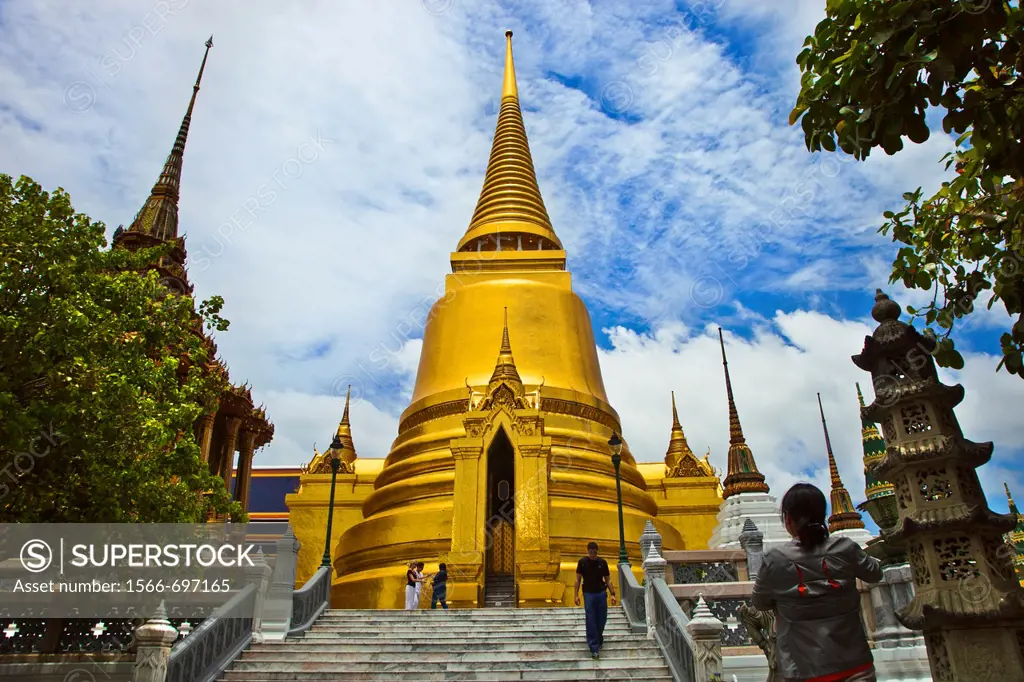 Golden Chedi  Wat Phra Kaew Emerald Buddha Temple and Grand Palace  Bangkok, Thailand, Southeast Asia, Asia.