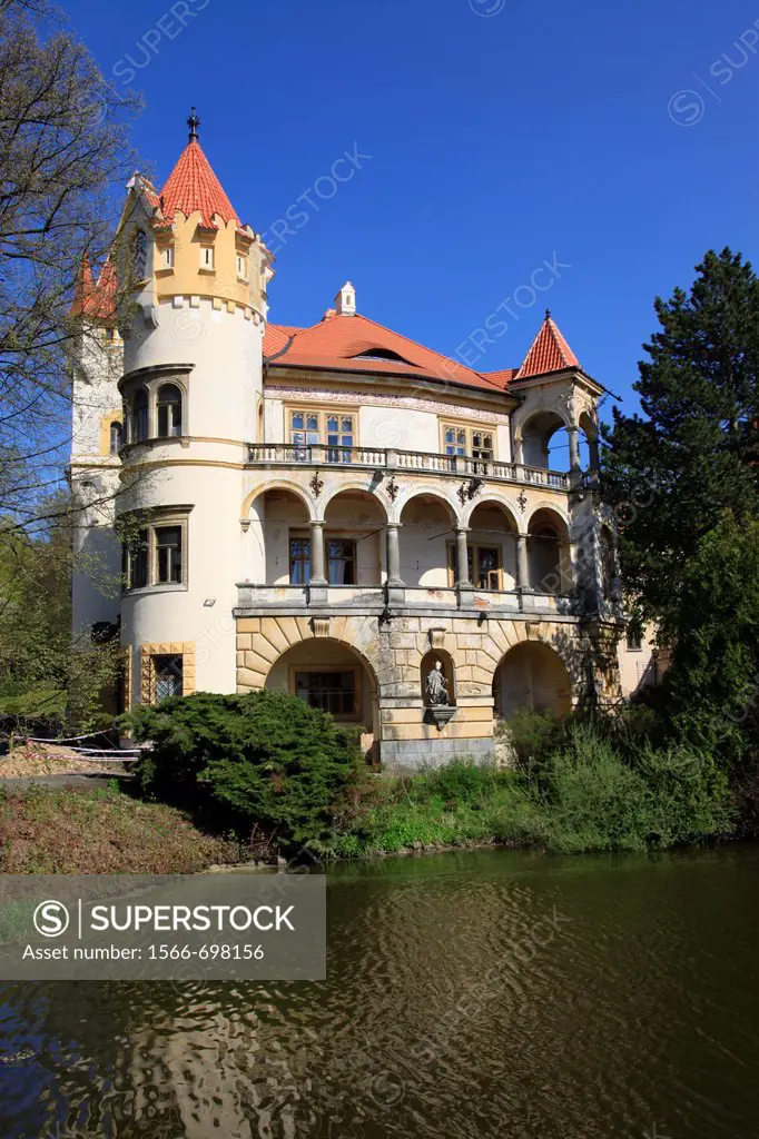 moated castle Zinkovy, Czech district of Pilsen, Czech Republic, Europe.