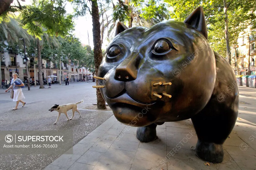 The Cat sculpture by Fernando Botero, painter, sculptor and draftsman Colombian born on April 19, 1932 in Medellin (Colombia). Rambla del Raval. Ciuta...