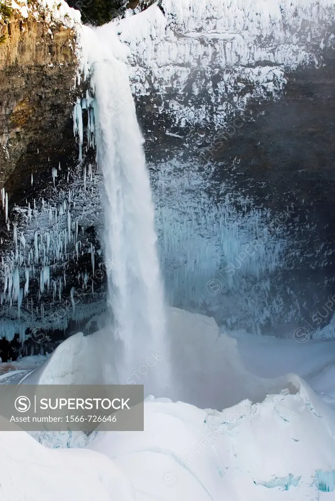 Helmcken Falls in winter, Wells gray Provincial Park British Columbia Canada