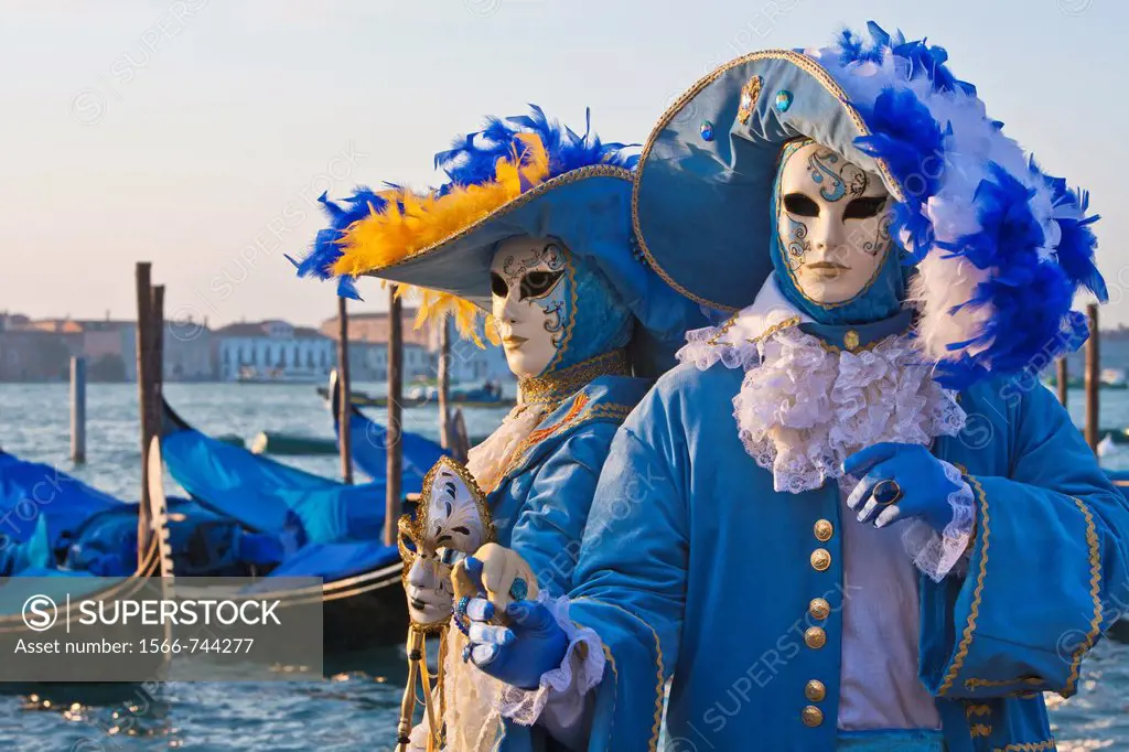 A masked couple at the carnival in Venice, Italy, Europe