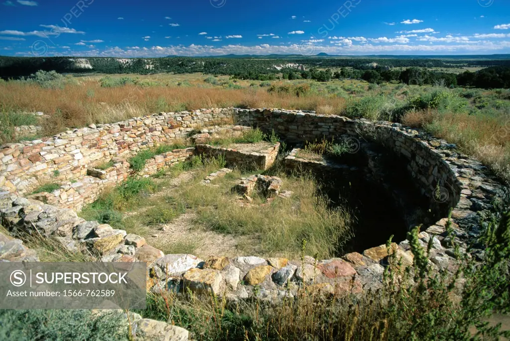 Anasazi kiva ruins at A´ts´ina pueblo in El Morro National Monument, New Mexico, USA