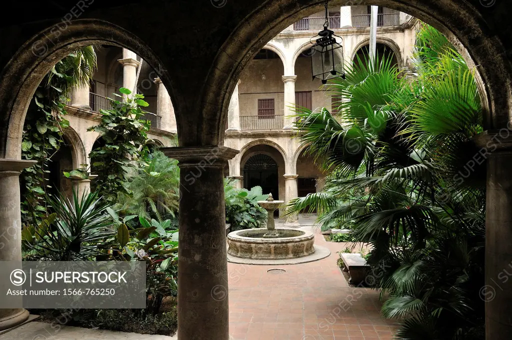 Havana  Cuba  Habana Vieja / Old Havana  Courtyard in the Convento e Iglesia de San Francisco de Asis /