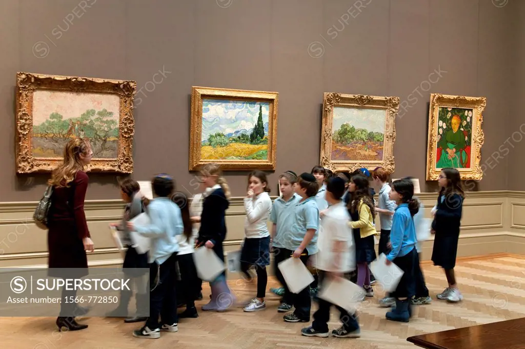 Metropolitan Museum of Art, New York City, Elementary school children during a school trip