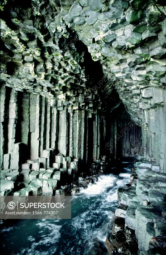 Volcanic basalt rock columns inside Fingal´s Cave on the Hebridean island of Staffa, Inner Hebrides, Scotland