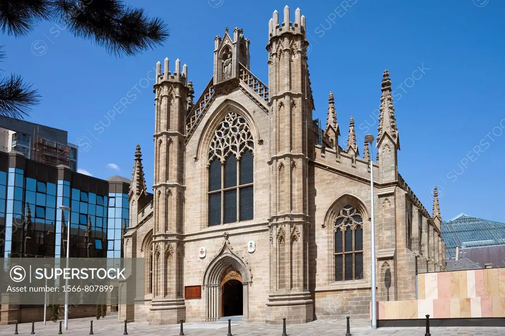 Front facade and entrance to the Cathedral of St Andrews, Clyde Street, Glasgow, Scotland, UK. This cathedral has recently been restored to its origin...