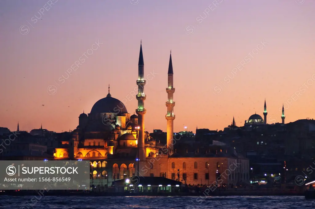 Turkey, Istambul  New Mosque and Bosphorus
