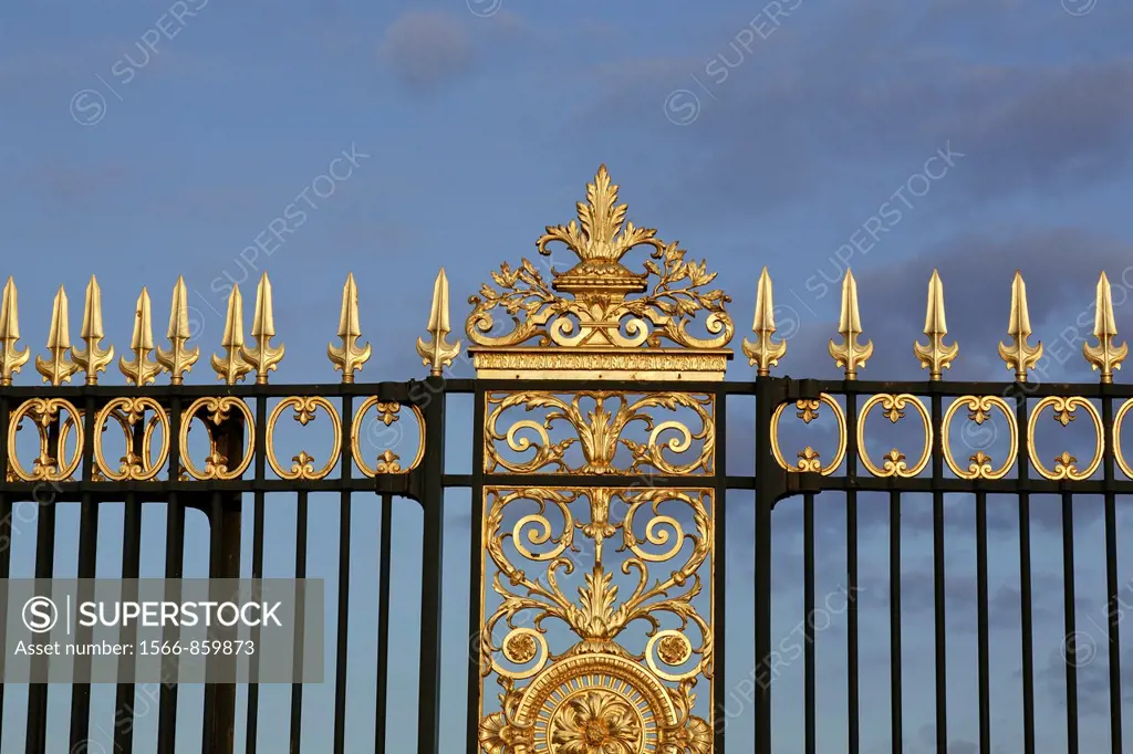 Decorative gates at the Place de la Concorde entrance to the Tuileries, Paris, France
