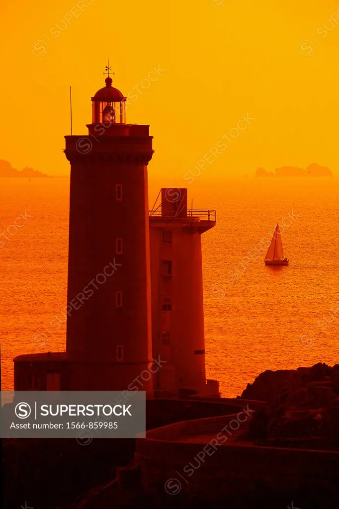Sunset at the Petit Minou Lighthouse  Petit Minou, Finisterre, Brittany, France, Europe