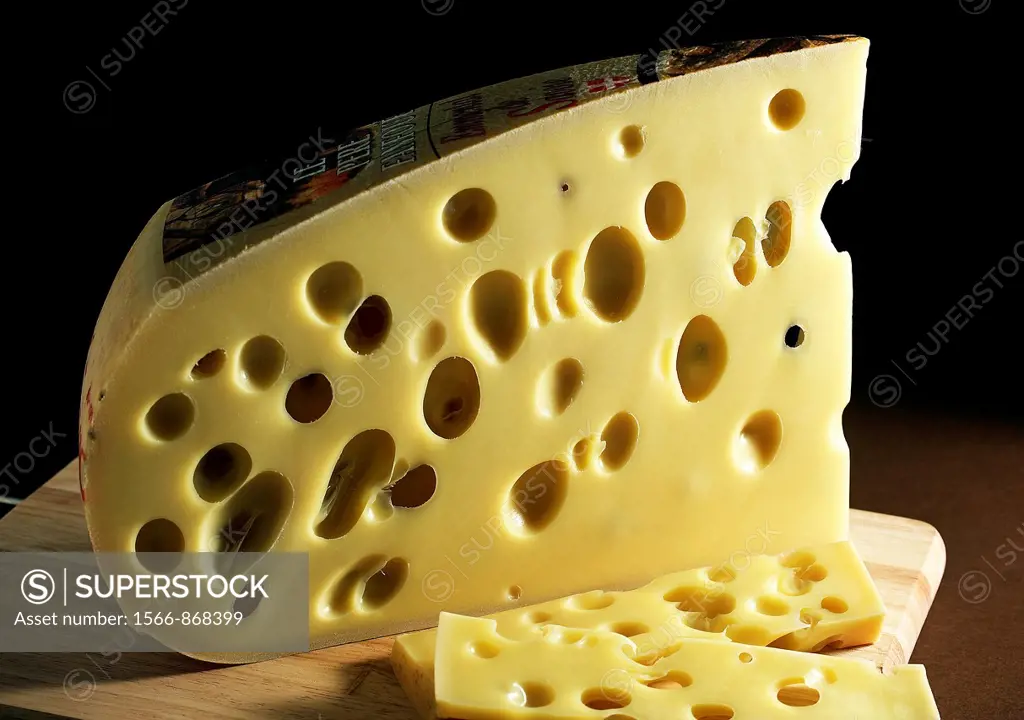 Emmental, Swiss Cheese made from Cow´s Milk