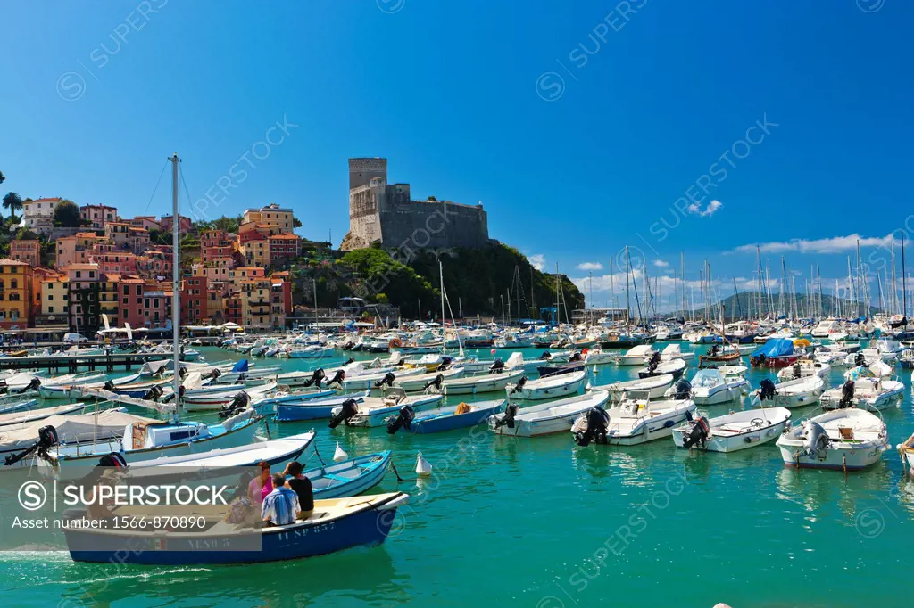 Harbour in Lerici and Castle controlling the entrance of the Gulf of La Spezia, Province of La Spezia, Liguria, Italy, Europe