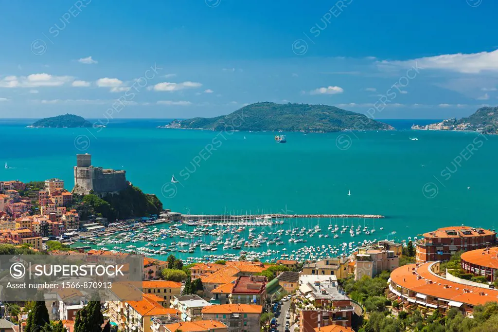 Lerici and Castle over the Gulf of La Spezia with Palmaria Island, Province of La Spezia, Liguria, Italy, Europe